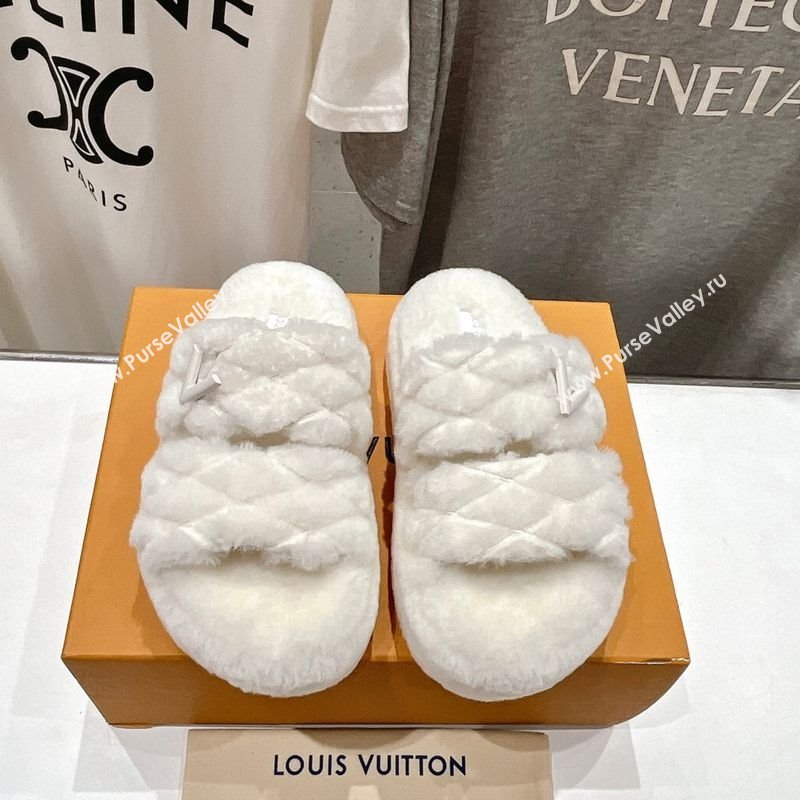 Louis Vuitton LV Bliss Comfort Shearling Platform Slides Sandal White 2025 LV082906 (MD-250829116)