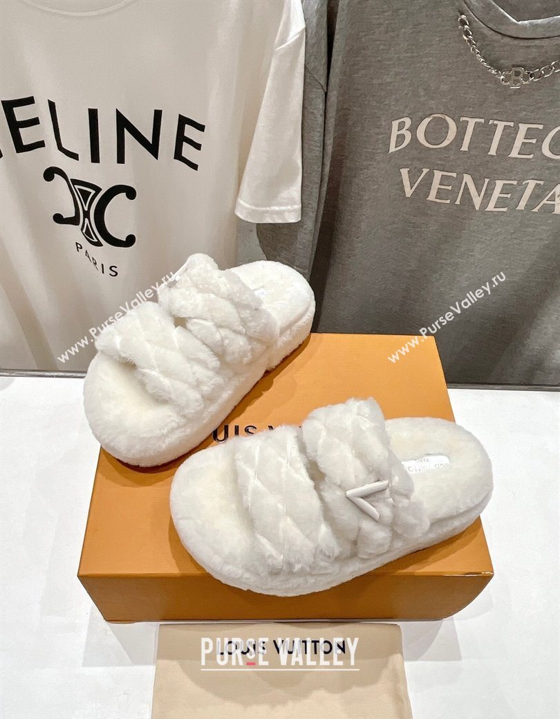 Louis Vuitton LV Bliss Comfort Shearling Platform Slides Sandal White 2025 LV082906 (MD-250829116)