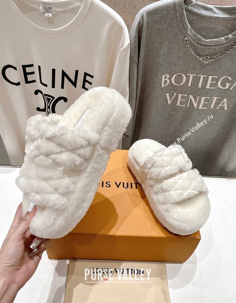 Louis Vuitton LV Bliss Comfort Shearling Platform Slides Sandal White 2025 LV082906 (MD-250829116)
