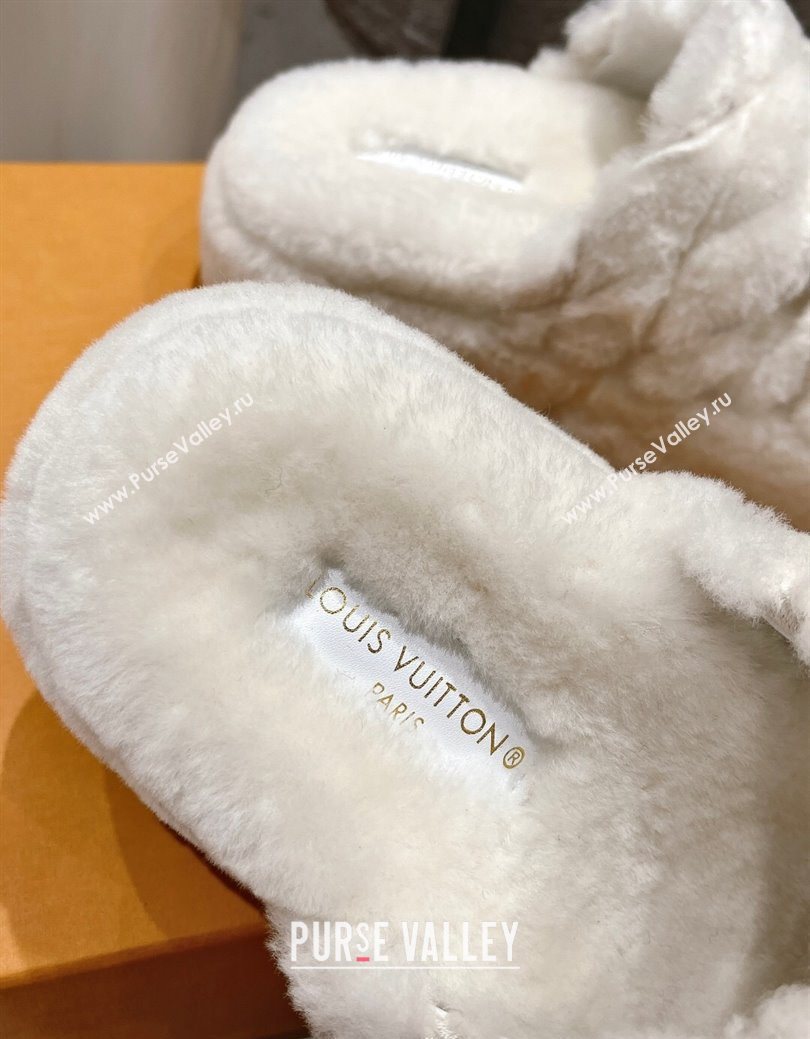 Louis Vuitton LV Bliss Comfort Shearling Platform Slides Sandal White 2025 LV082906 (MD-250829116)