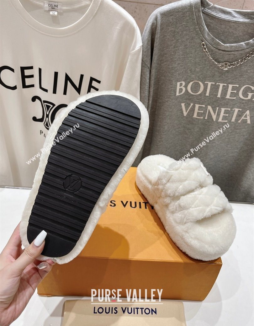 Louis Vuitton LV Bliss Comfort Shearling Platform Slides Sandal White 2025 LV082906 (MD-250829116)