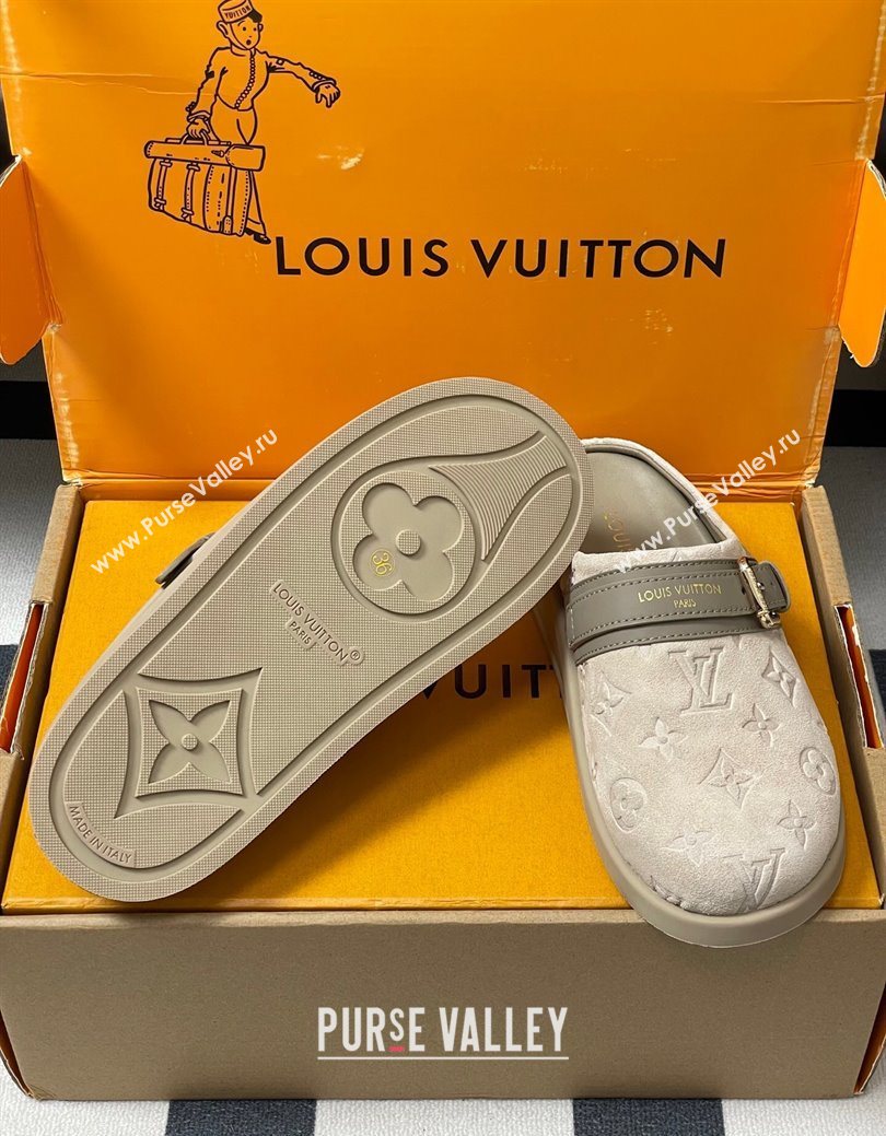Louis Vuitton LV To-Go Flat Comfort Clog Mules in Suede with Buckle Beige Grey 2025 1AHLVU (MD-250829086)