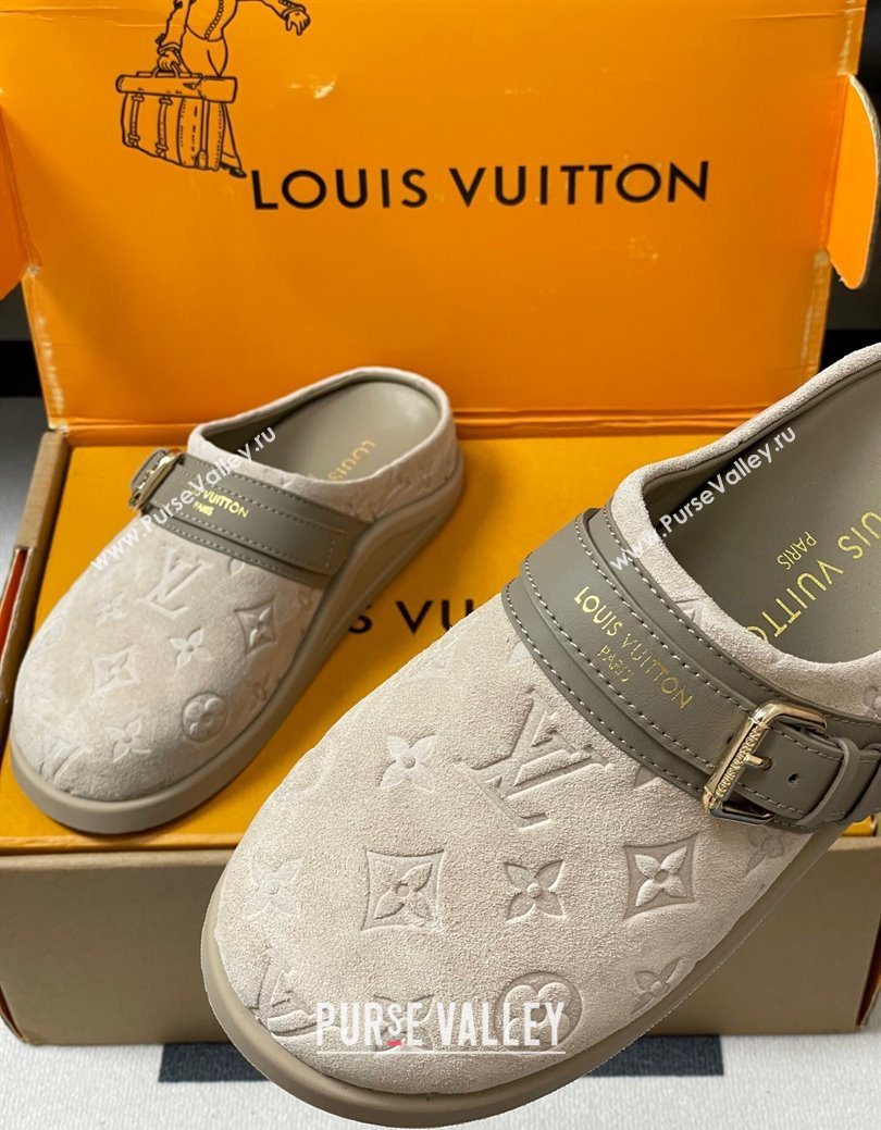 Louis Vuitton LV To-Go Flat Comfort Clog Mules in Suede with Buckle Beige Grey 2025 1AHLVU (MD-250829086)