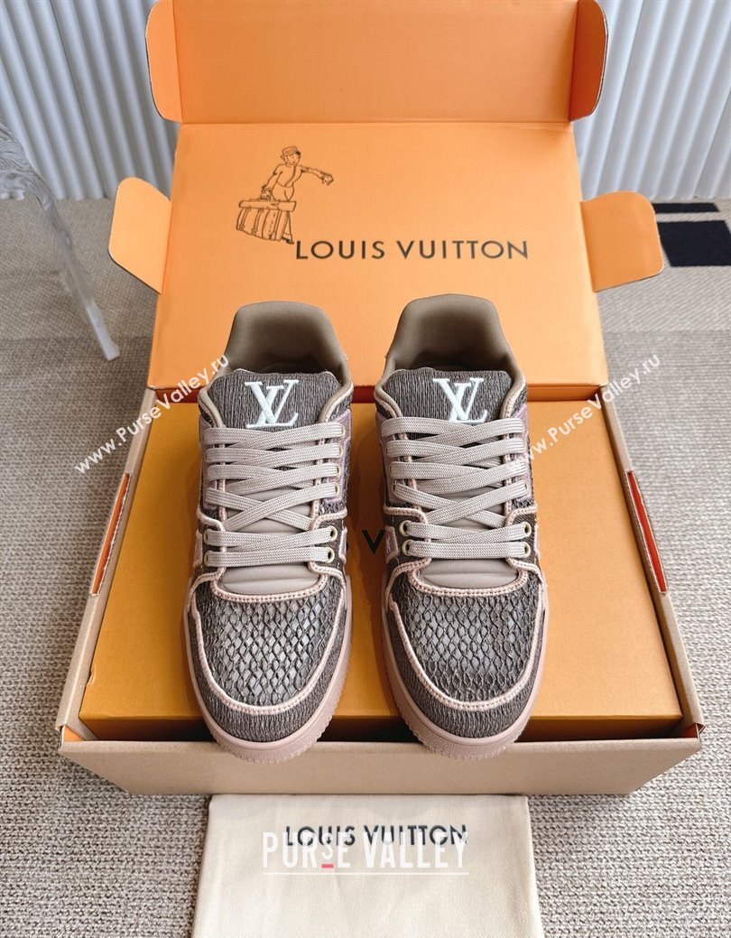Louis Vuitton LV Trainer Sneakers in Crochet Raffia Straw Like 1AHTR5 Brown 2025 (KL-250829023)