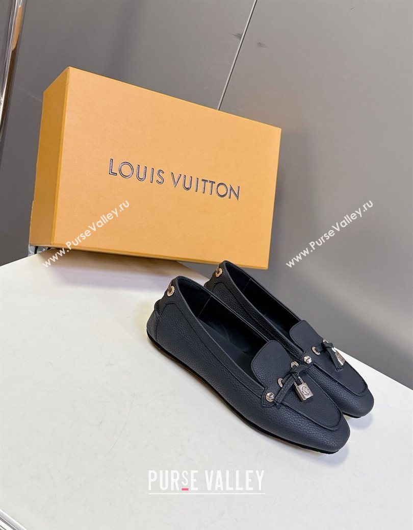 Louis Vuitton Flore Car Shoe Loafers in Grained Leather 1AICKY Black 2025 (MD-250829081)