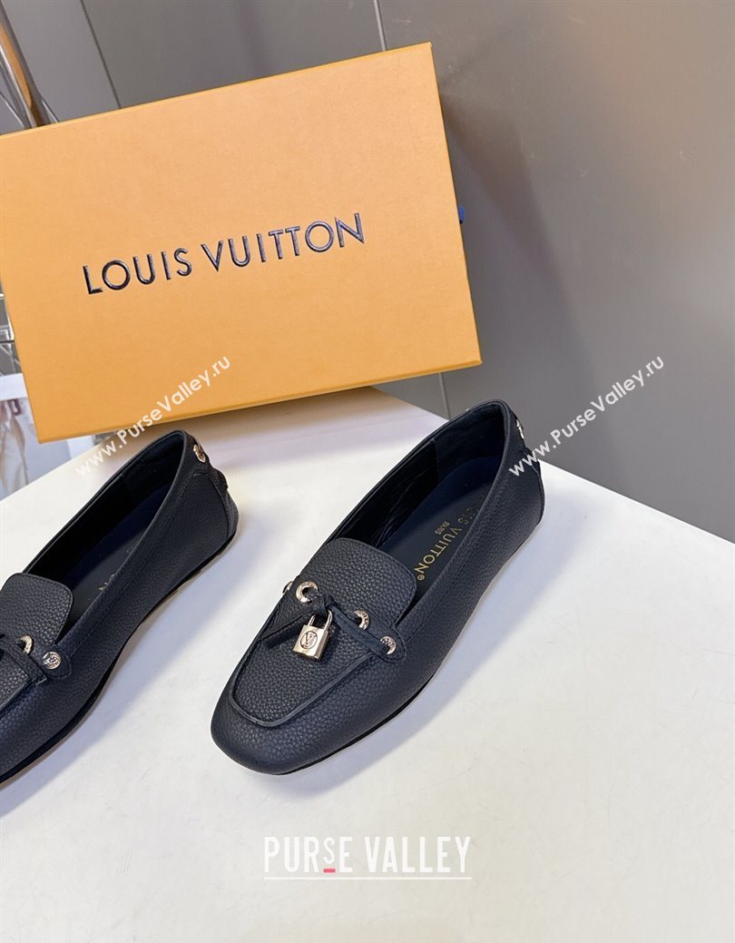 Louis Vuitton Flore Car Shoe Loafers in Grained Leather 1AICKY Black 2025 (MD-250829081)