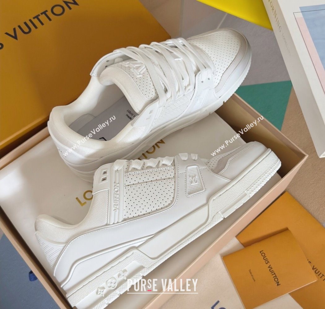 Louis Vuitton LV Trainer Sneakers in Perforated Leather White 2025 0829 (KL-250829026)
