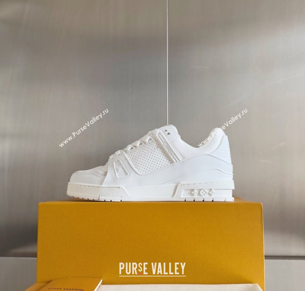 Louis Vuitton LV Trainer Sneakers in Perforated Leather White 2025 0829 (KL-250829026)