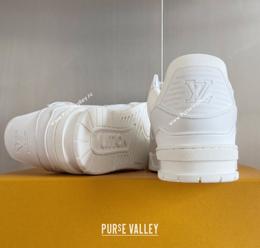 Louis Vuitton LV Trainer Sneakers in Perforated Leather White 2025 0829 (KL-250829026)