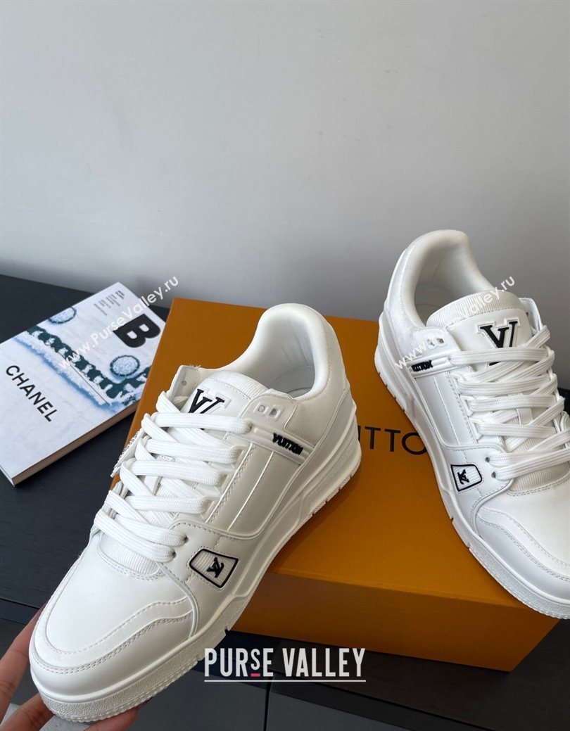 Louis Vuitton LV Trainer Sneakers in Plain Leather 1AIKR9 White 2025 (HQG-250829032)