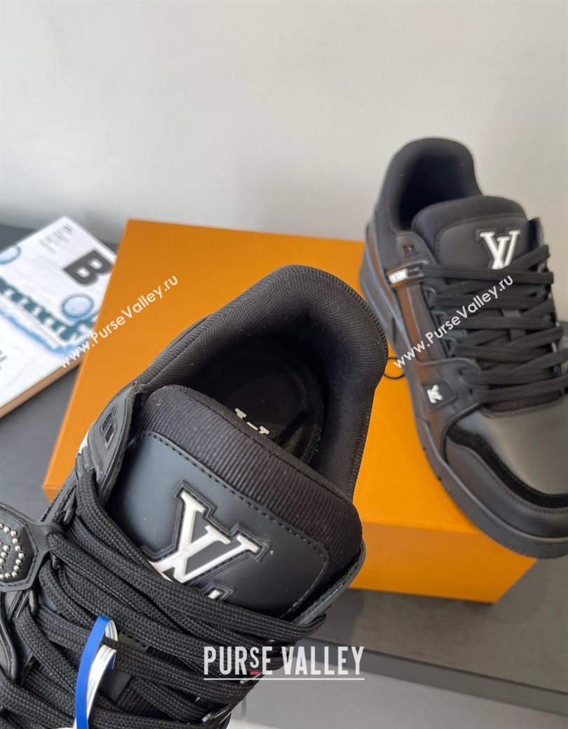 Louis Vuitton LV Trainer Sneakers in Plain Leather 1AIKR9 Black 2025 (HQG-250829033)