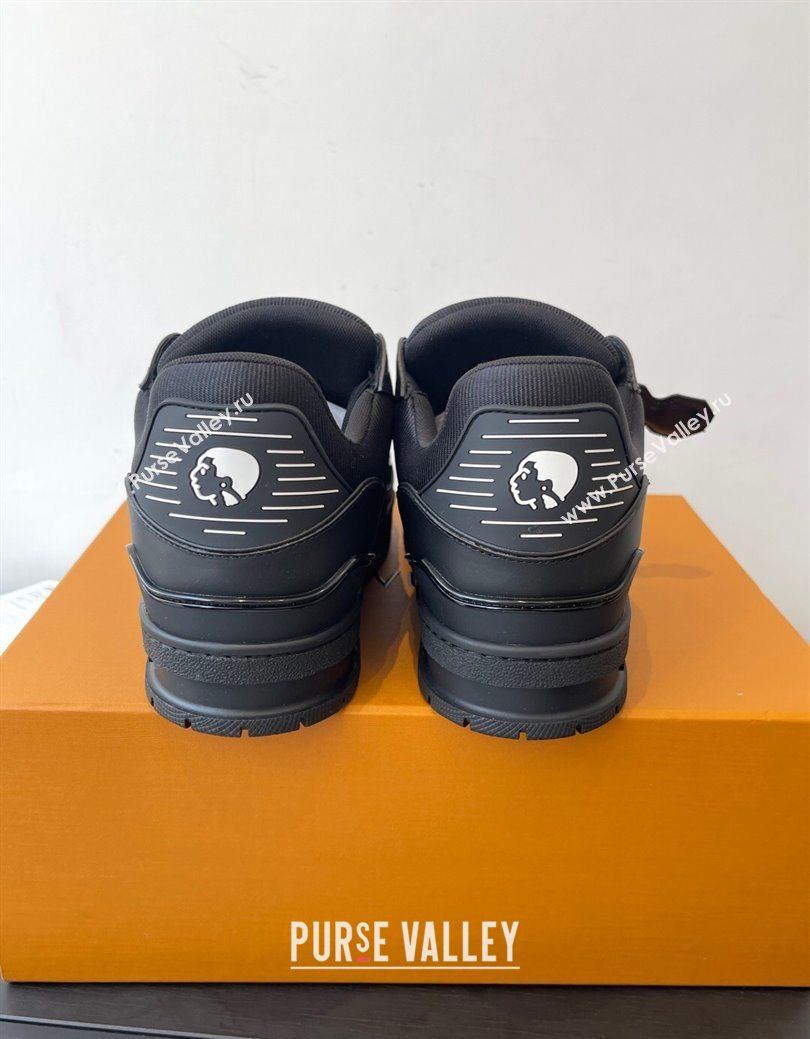 Louis Vuitton LV Trainer Sneakers in Plain Leather 1AIKR9 Black 2025 (HQG-250829033)