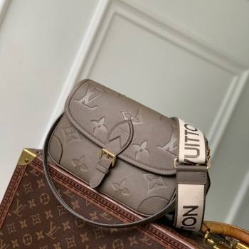 Louis Vuitton Diane Bag in Grained Cowhide Leather M15049 Smoke Grey 2025 (KI-251008067)