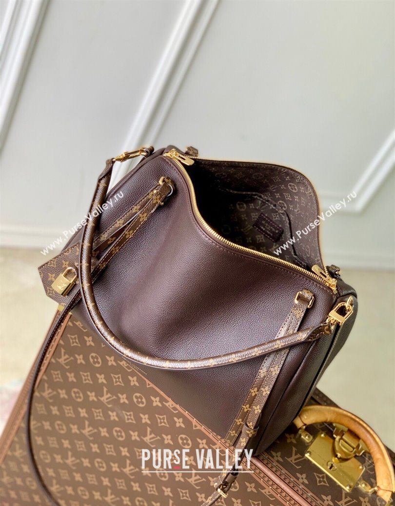 Louis Vuitton Express MM bag in Calfskin leather Acajou Brown 2025 M26397 (KI-251008077)