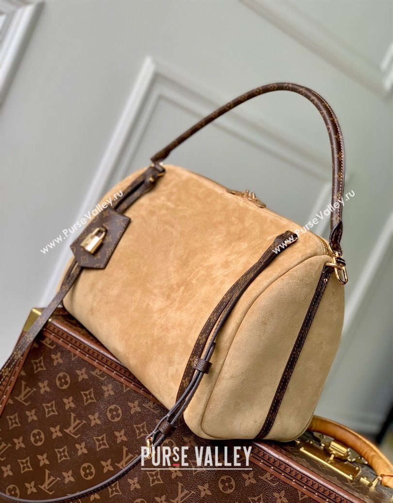 Louis Vuitton Express MM bag in Suede M26358 Hazelnut Brown 2025 (KI-251008078)