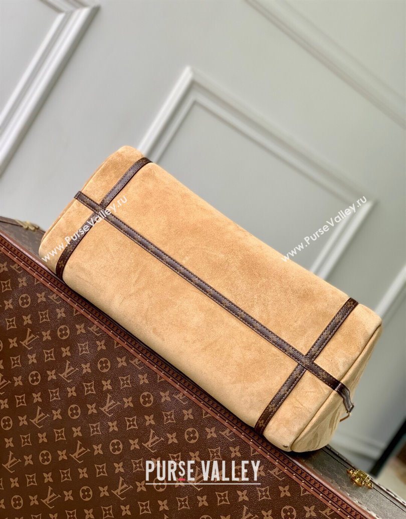 Louis Vuitton Express Travel bag in Suede Hazelnut Brown 2025 M26451 (KI-251008081)
