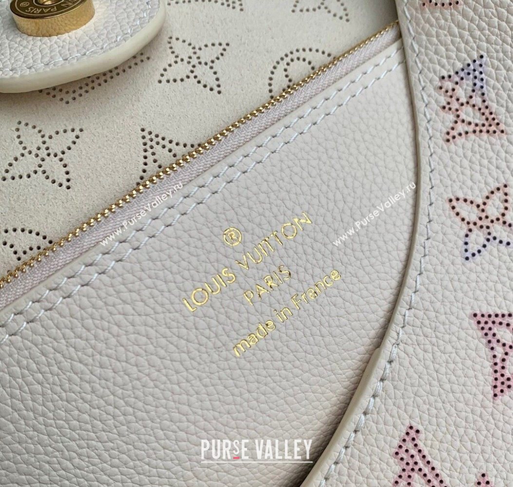 Louis Vuitton Carmel Hobo Bag in Mahina Perforated Calfskin M25894 Dream Cream 2025 (KI-251008084)