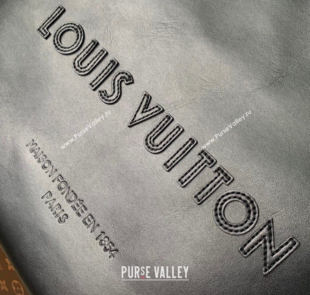 Louis Vuitton Shopper Tote MM bag in Ultra Black Leather M13979 2025 (KI-251008092)