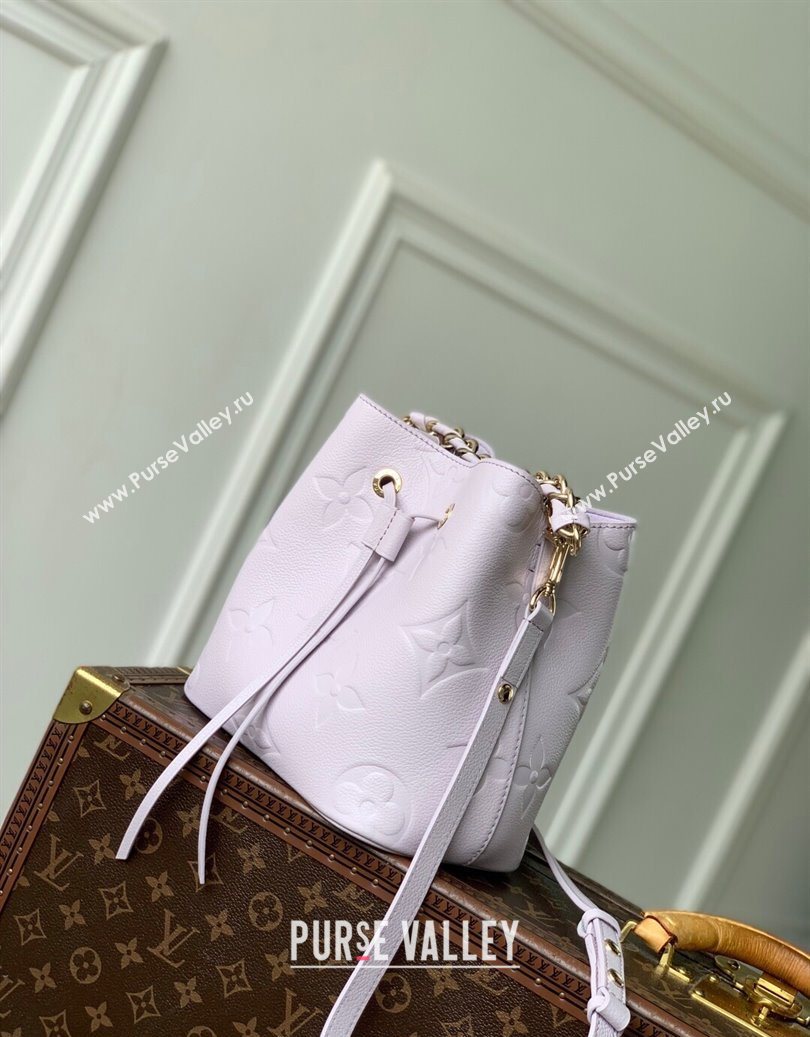 Louis Vuitton Neonoe BB Bucket bag in Maxi Monogram Leather Misty Lilac Purple 2025 M25675 (KI-251009001)