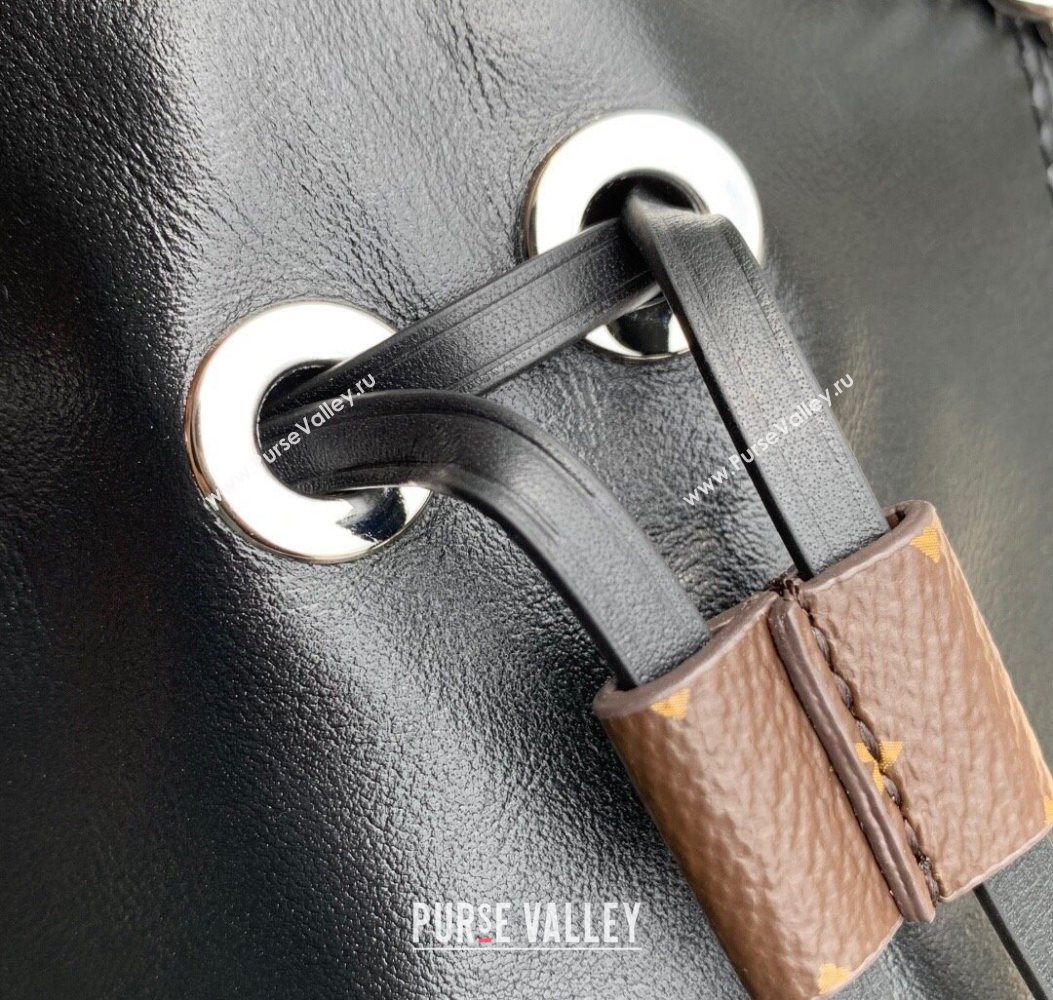 Louis Vuitton Off Duty Backpack Vibe Bag in Black Lamb leather M25522 2025 (KI-251009002)