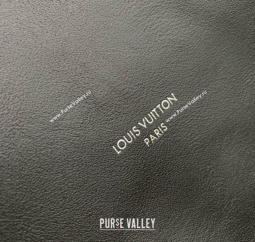 Louis Vuitton Off Duty Vibe Medium Bucket Bag in Black Lamb leather M25545 2025 (KI-251009003)