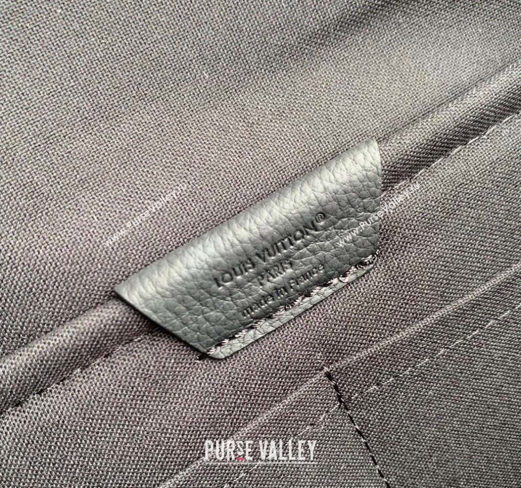 Louis Vuitton Mens Fastline Backpack bag in Black Waxy calfskin M15262 2025 (KI-251126030)