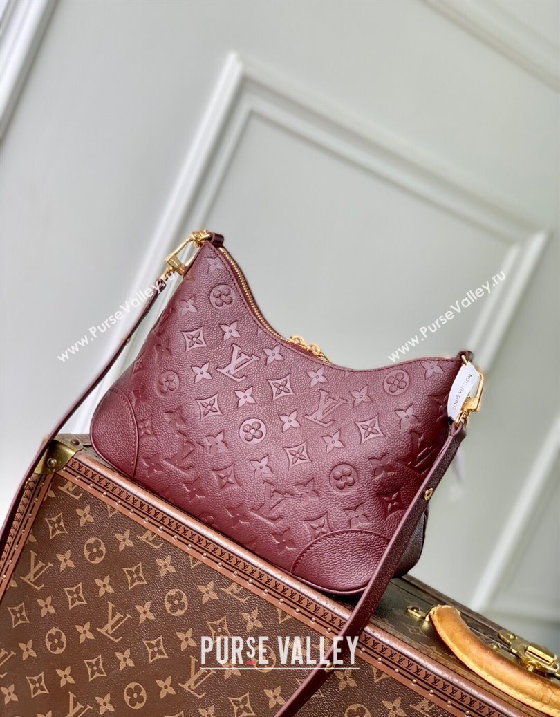 Louis Vuitton Boulogne Shoulder bag in Embossed Grained Leather Grenat Red 2025 M25827 (KI-251009036)