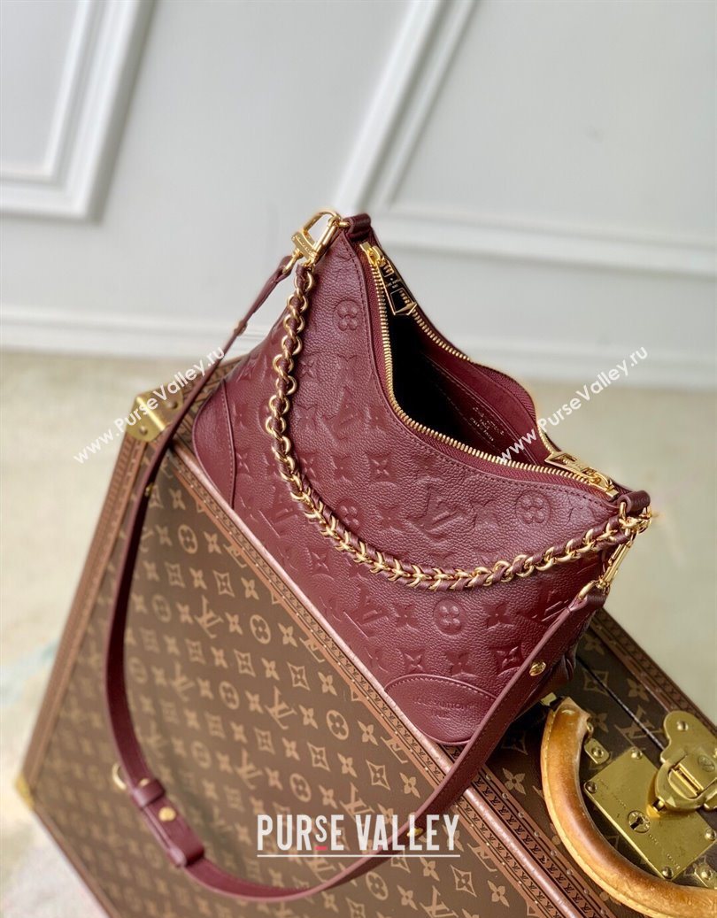 Louis Vuitton Boulogne Shoulder bag in Embossed Grained Leather Grenat Red 2025 M25827 (KI-251009036)