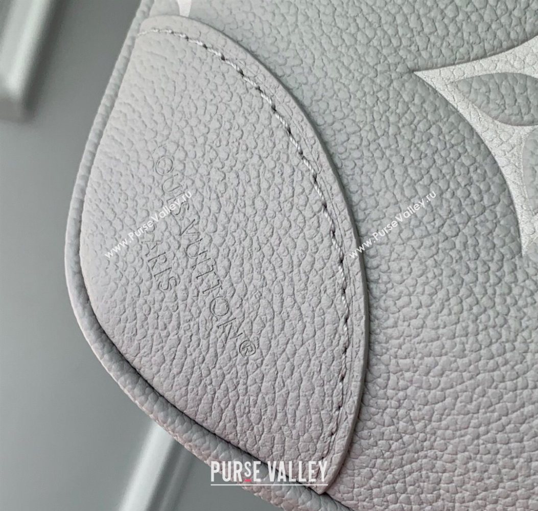 Louis Vuitton Boulogne Shoulder bag in Bicolor Grained Leather Grey 2025 M14211 (KI-251009037)