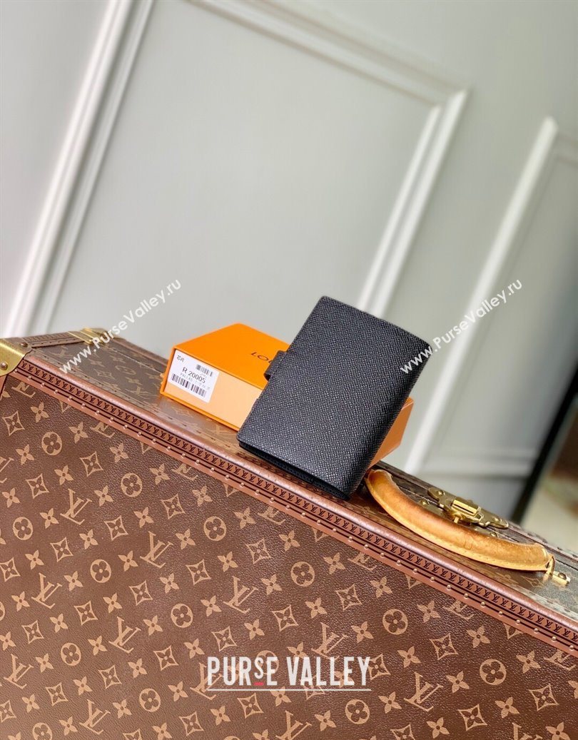Louis Vuitton Small Ring Agenda Cover in Black Taiga Leather 2025 R20426 (KI-251009041)