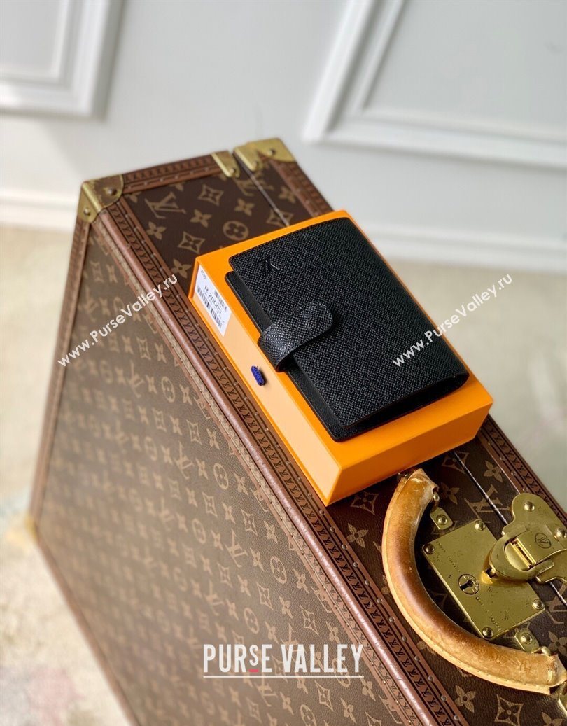 Louis Vuitton Small Ring Agenda Cover in Black Taiga Leather 2025 R20426 (KI-251009041)