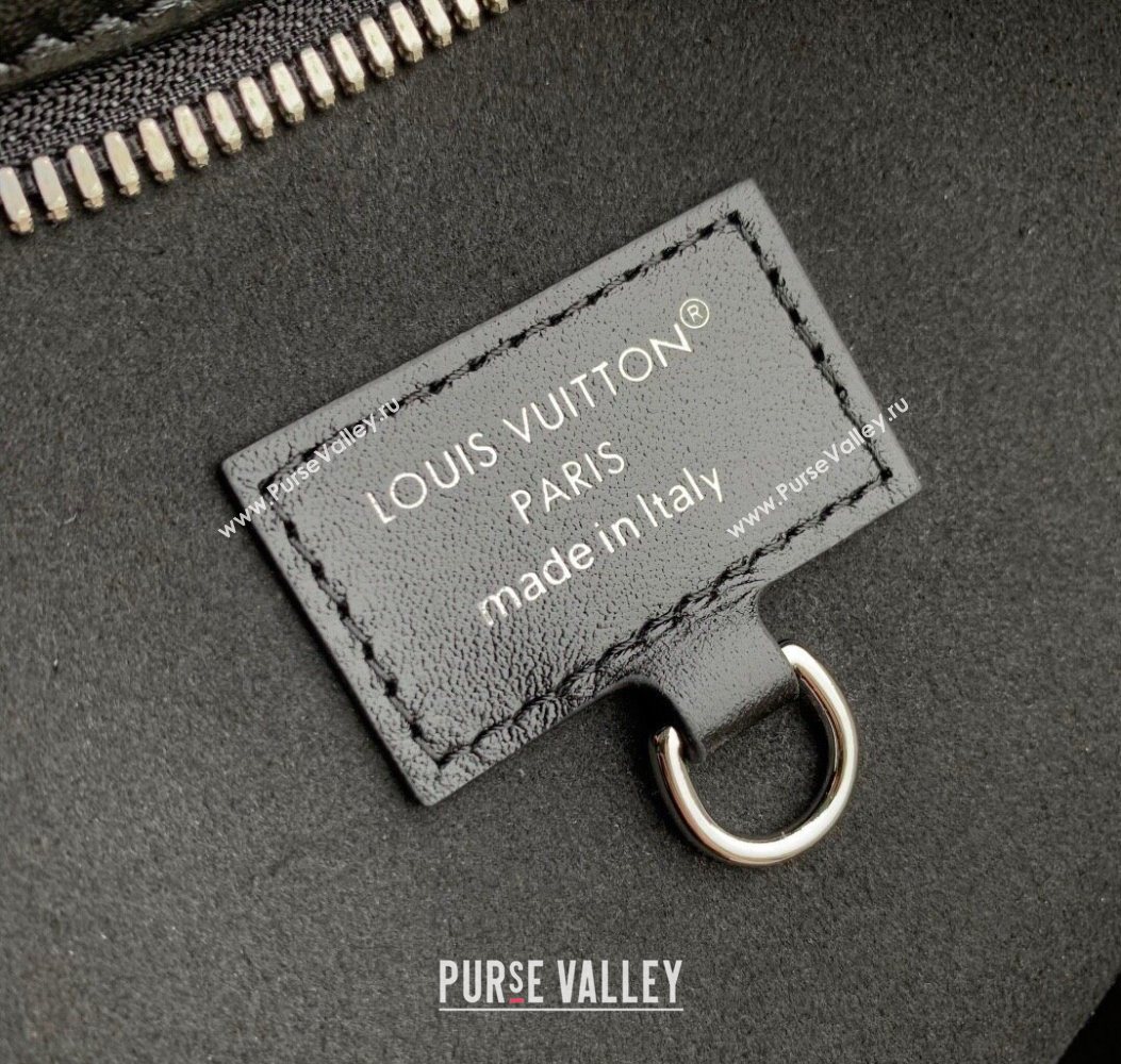 Louis Vuitton Carry All Travel Bag in Black Calf leather M15175 2025 (KI-251009020)