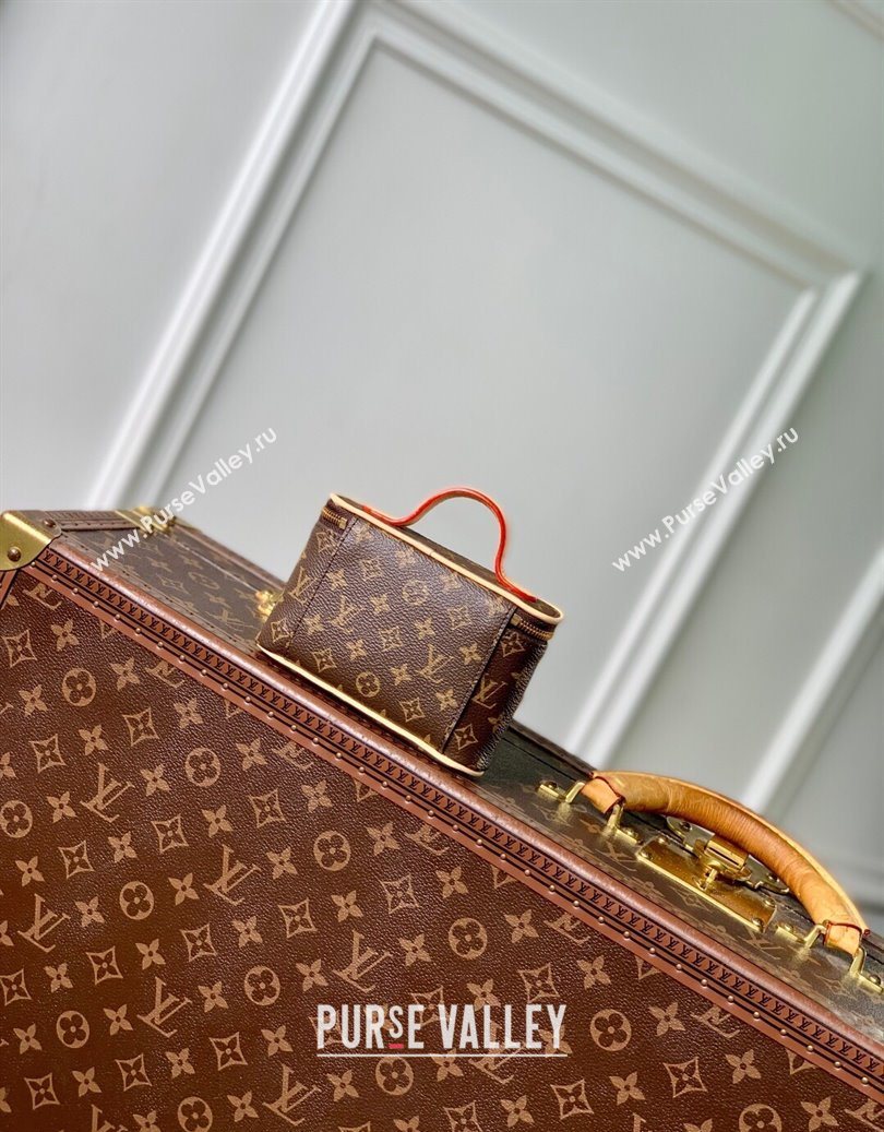 Louis Vuitton Nice Beauty Pouch in Monogram canvas M83079 2025 (KI-251009022)