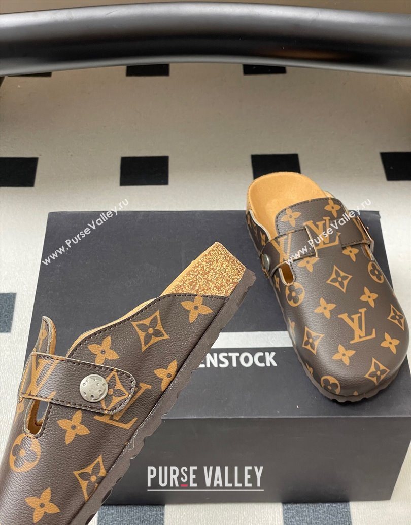 Louis Vuitton LV Cosy Flat Comfort Clog Mules with Buckle Strap in Monogram Canvas 2025 1022 (MD-251022110)