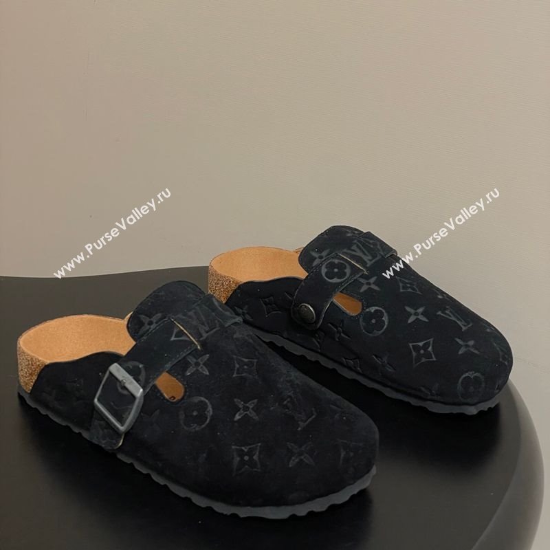 Louis Vuitton LV Cosy Flat Comfort Clog Mules with Buckle Strap in Monogram Suede Black 2025 1022 (MD-251022111)