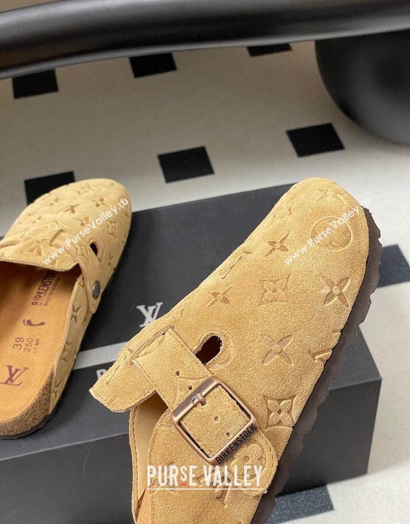 Louis Vuitton LV Cosy Flat Comfort Clog Mules with Buckle Strap in Monogram Suede Beige Yellow 2025 1022 (MD-251022112)