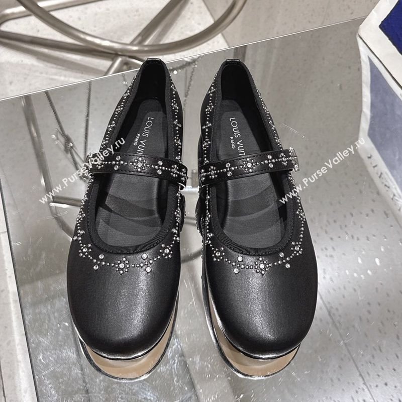 Louis Vuitton Romy Flat Ballerinas Flat in Leather and Studs 1AICXL Black 2025 (MD-251022082)