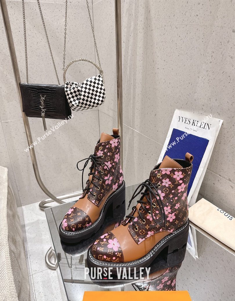 Louis Vuitton LV x TM Monogram Canvas and Leather Laced-up Ankle Boots Brown/Cherry Pink 2025 LV102204 (MD-251022029)
