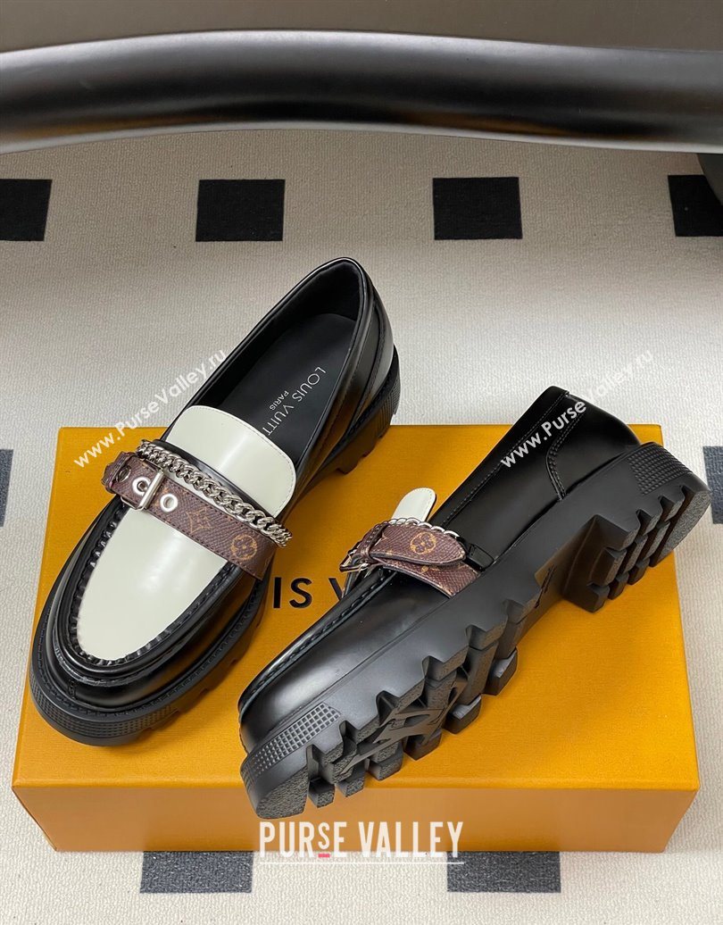 Louis Vuitton LV Vibe Loafers with Chain and and Buckle Strap Black/White 2025 (MD-251022075)