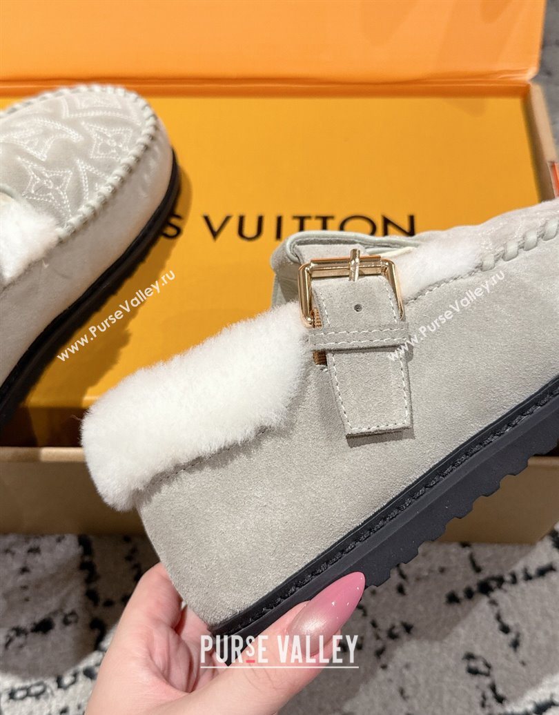 Louis Vuitton Colorado Comfort Mary Janes Loafers in Monogram-Embroidered Suede and Wool Light Grey 2025 1AIGKZ (MD-251022078)