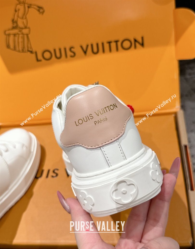 Louis Vuitton Time Out Sneakers in White Leather with Charm 2025 1022 (MD-251022098)