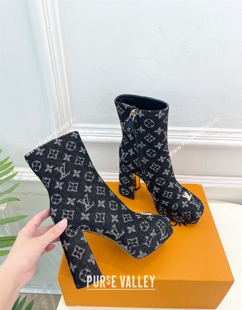 Louis Vuitton Swing Heel Platform Ankle Boots 11cm in Monogram Denim Black 2025 1AID09 (MD-251021121)
