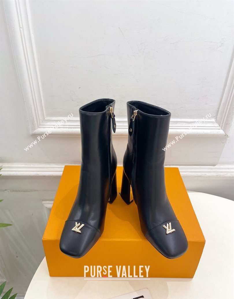 Louis Vuitton Swing Heel Ankle Boots 9cm in Calf Leather Black 2025 1AID092 (MD-251021128)