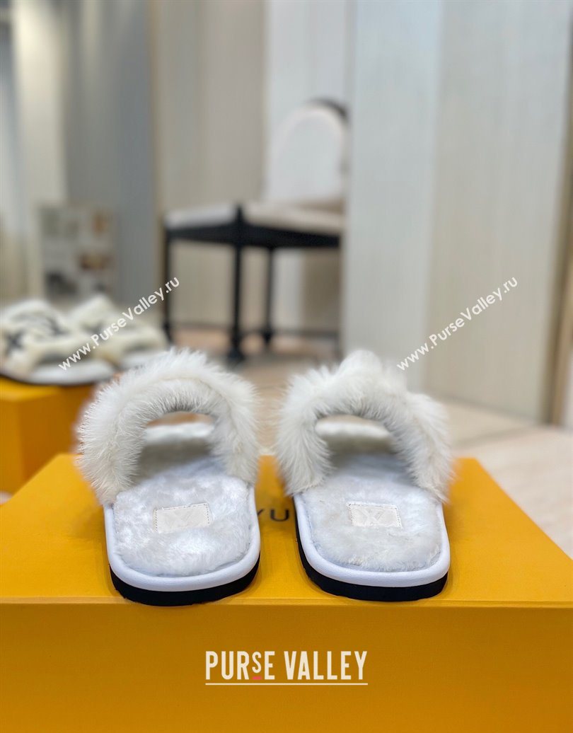Louis Vuitton Mink Fur and Wool Flat Slides Sandal White 2025 LV102207 (MD-251022130)