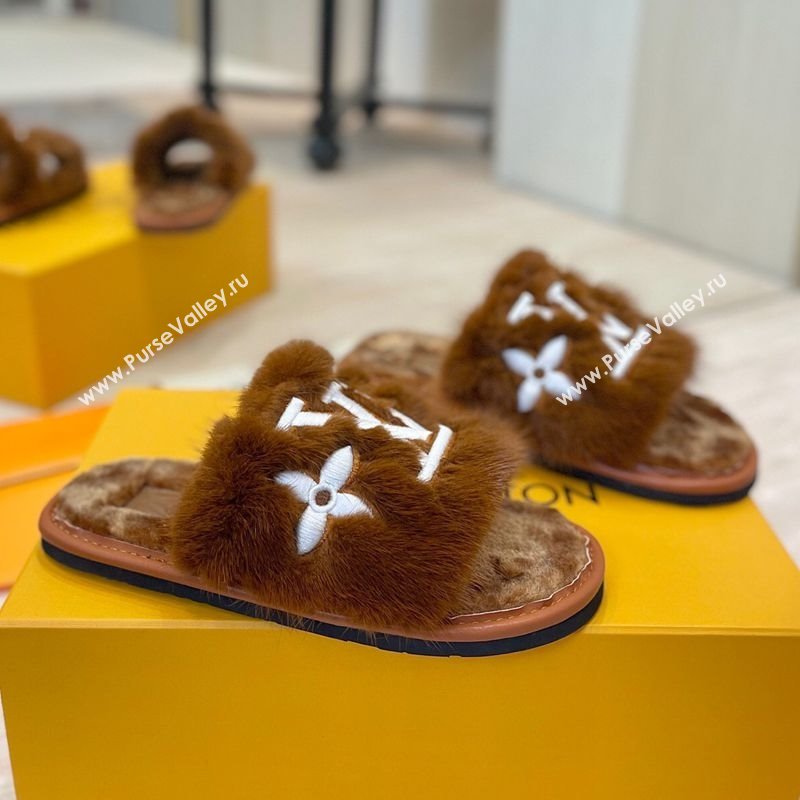 Louis Vuitton Mink Fur and Wool Flat Slides Sandal Brown 2025 LV102207 (MD-251022132)