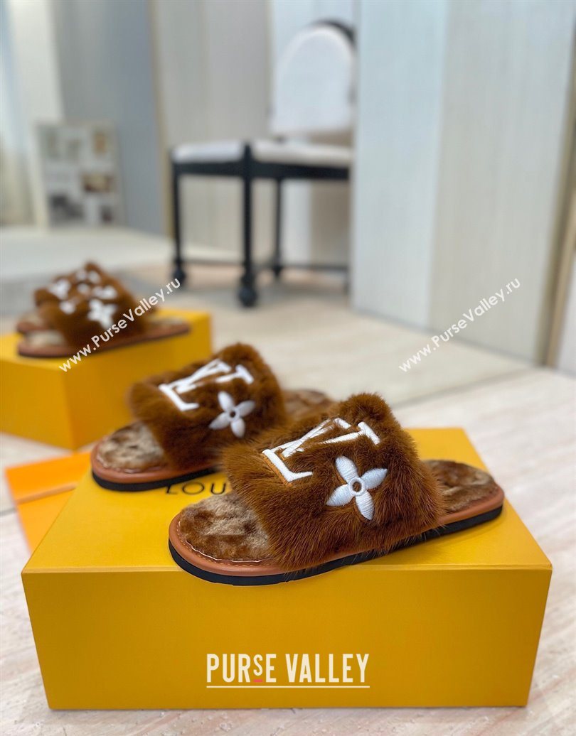 Louis Vuitton Mink Fur and Wool Flat Slides Sandal Brown 2025 LV102207 (MD-251022132)