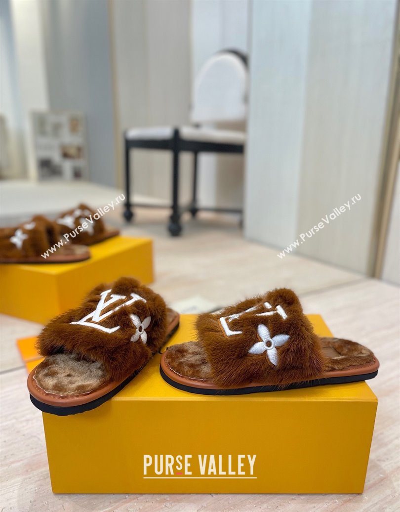Louis Vuitton Mink Fur and Wool Flat Slides Sandal Brown 2025 LV102207 (MD-251022132)