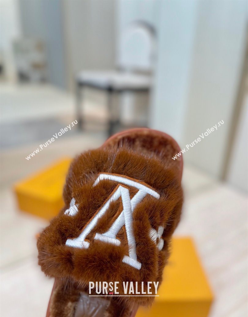Louis Vuitton Mink Fur and Wool Flat Slides Sandal Brown 2025 LV102207 (MD-251022132)