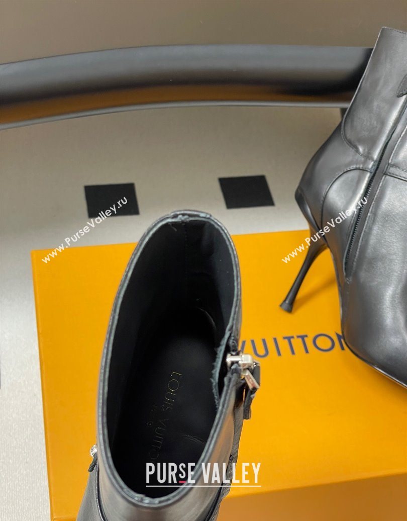 Louis Vuitton 6AM Heel Ankle Boots 9.5cm in Calf Leather with Back Strap Black 2025 1AIUOR (MD-251021150)