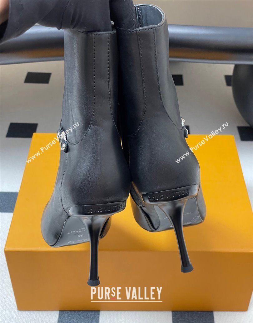 Louis Vuitton 6AM Heel Ankle Boots 9.5cm in Calf Leather with Back Strap Black 2025 1AIUOR (MD-251021150)